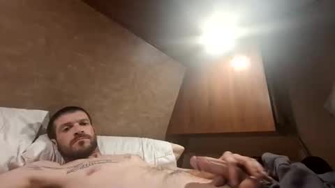 Snapshot of chaserandall1264 chatting on 10-17-25, 04:04 chaserandall1264 online show from 10-17-25, 04:04