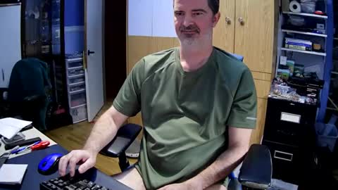 wanaBeYourToy online show from 12-23-24, 07:41