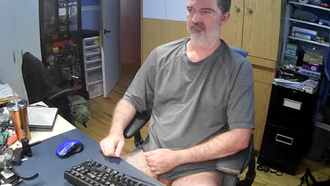 wanaBeYourToy online show from 09-24-25, 06:00