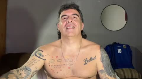 chato012 online show from 07-10-26, 08:44