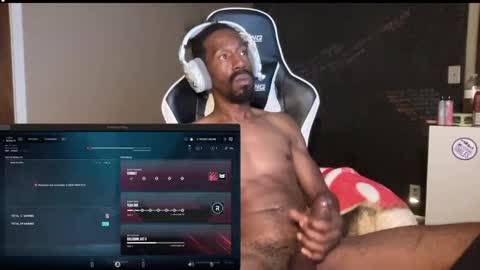 chatteebo online show from 12-14-24, 01:17