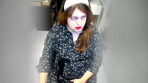 Snapshot of chaturbaby chatting on 12-02-24, 07:36 Rosalie online show from 12-02-24, 07:36