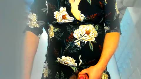 Snapshot of chaturbaby chatting on 03-11-25, 10:51 Rosalie online show from 03-11-25, 10:51