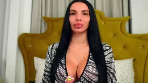 Snapshot of chaturbarbie_ chatting on 07-23-26, 10:19 Velma online show from 07-23-26, 10:19