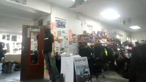 Snapshot of chaturbatordeluxe chatting on 02-24-25, 03:20 chaturbatordeluxe online show from 02-24-25, 03:20