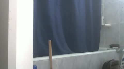 Snapshot of chaturbatordeluxe chatting on 11-16-25, 07:03 chaturbatordeluxe online show from 11-16-25, 07:03