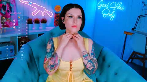 Miss Harmony online show from 09-17-25, 01:40