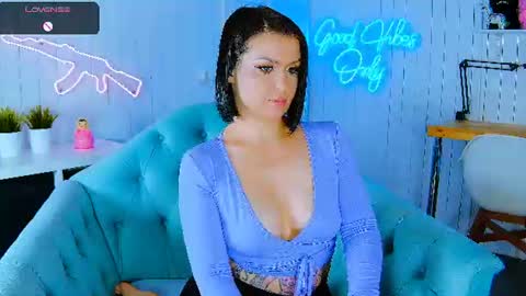 Snapshot of chaturkaterina chatting on 07-23-26, 07:06 Miss Harmony online show from 07-23-26, 07:06
