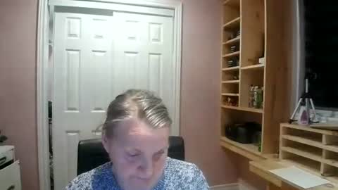 chealsiek online show from 12-04-25, 02:43