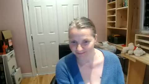 chealsiek online show from 12-19-25, 11:01