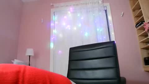 chealsiek online show from 04-15-26, 09:37