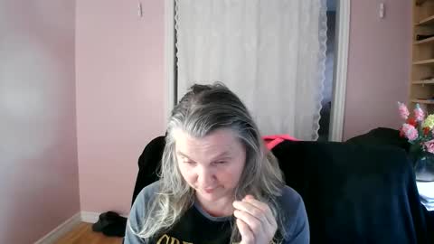 chealsiek online show from 05-25-26, 04:57