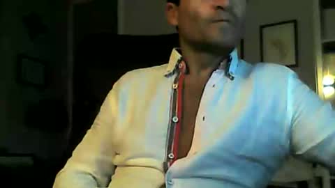 Snapshot of cheekycharm chatting on 10-24-25, 05:37 cheekycharm online show from 10-24-25, 05:37