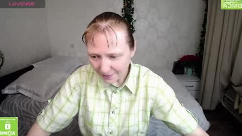 cheerful_madam1 online show from 04-25-26, 01:41