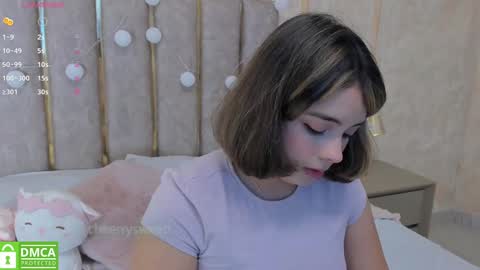 Baby Cherry online show from 01-09-25, 12:41