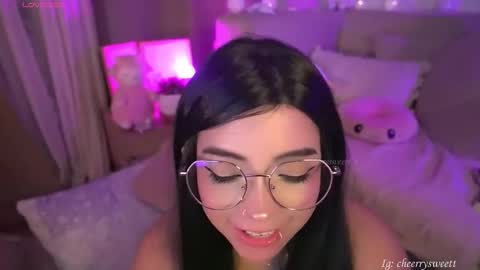 Baby Cherry online show from 02-18-26, 11:33