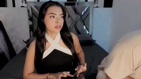   online show from 12-21-25, 09:44