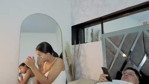   online show from 06-11-26, 03:48