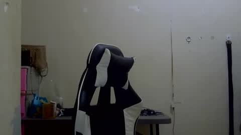 chelly4u69 online show from 09-25-25, 05:11