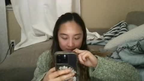 chellybear101 online show from 02-11-25, 08:05