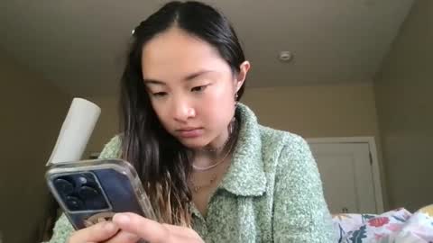 chellybear101 online show from 02-11-25, 07:05