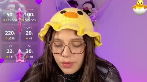 Snapshot of chelsea_coo chatting on 02-11-25, 07:02 Chelsea online show from 02-11-25, 07:02