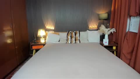 Snapshot of chelseariches chatting on 01-29-25, 07:22 Hello ur lovely Chelsea online show from 01-29-25, 07:22