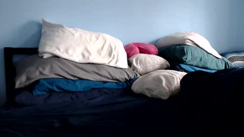 Chelsea online show from 11-25-25, 04:07