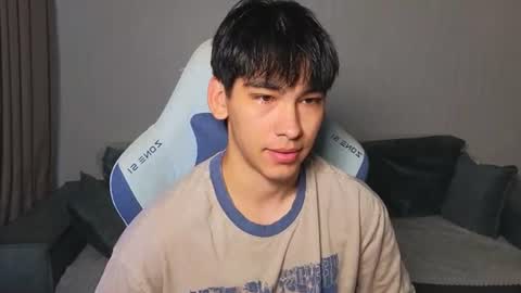 LUCASRYANPVT IS OPEN online show from 06-08-26, 05:19