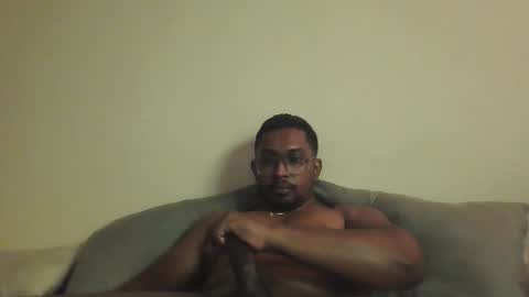 Snapshot of chennaibull1011 chatting on 05-14-26, 10:44 chennaibull1011 online show from 05-14-26, 10:44