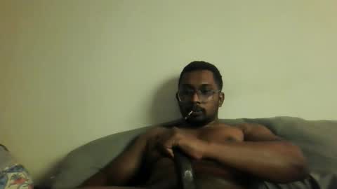 Snapshot of chennaibull1011 chatting on 05-25-26, 09:37 chennaibull1011 online show from 05-25-26, 09:37