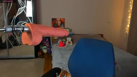 Emily online show from 04-22-26, 06:20