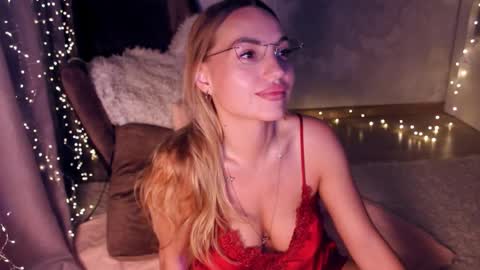 CherryBomb online show from 04-11-26, 03:27