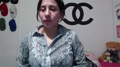 Snapshot of cherry_hc chatting on 02-04-25, 01:56 Nezumy Rey online show from 02-04-25, 01:56