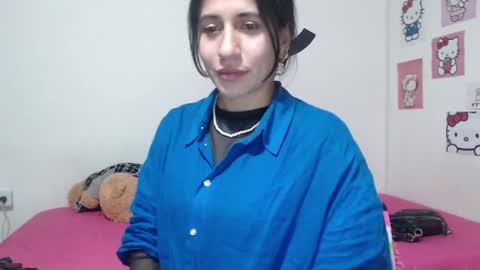 Snapshot of cherry_hc chatting on 02-19-25, 01:40 Nezumy Rey online show from 02-19-25, 01:40