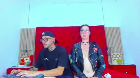 Snapshot of cherry_mew chatting on 03-04-25, 09:29 Cherry Mew and jean online show from 03-04-25, 09:29