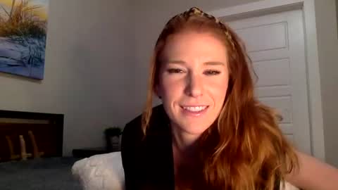 Snapshot of cherry_sinn chatting on 11-29-25, 02:03 cherry sin online show from 11-29-25, 02:03