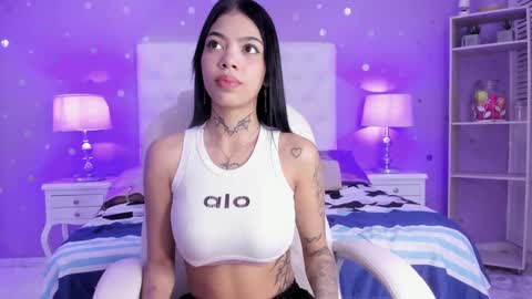 Snapshot of cherry_sussan chatting on 01-25-25, 11:55 Sussan Cherry online show from 01-25-25, 11:55