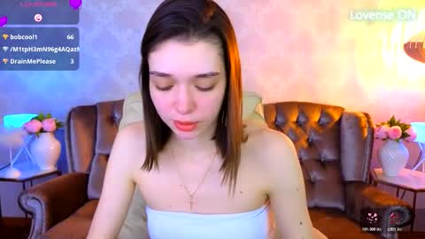 Snapshot of cherry_wipe chatting on 03-23-26, 07:12 Cherry Wipe online show from 03-23-26, 07:12