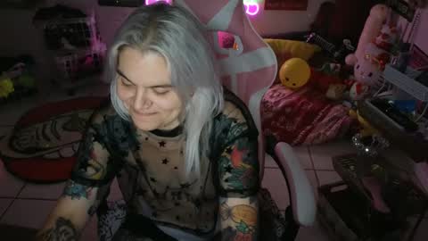 Snapshot of cherryb0mbb0mb chatting on 01-02-25, 05:57 CherryBombBomb online show from 01-02-25, 05:57