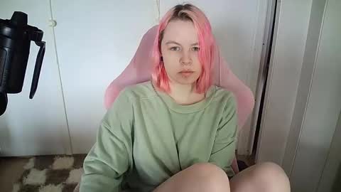 cherrybaby_0 online show from 05-14-26, 07:37