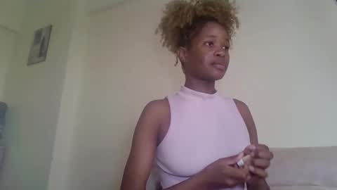 Cherryblossom2002 online show from 03-13-26, 10:44