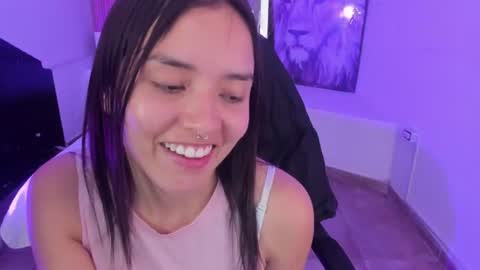 Snapshot of cherrybombs_ chatting on 06-11-26, 01:42 Cherry online show from 06-11-26, 01:42