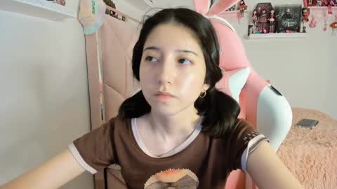 Snapshot of cherrymafer666 chatting on 01-19-25, 08:39 cherrycute666 online show from 01-19-25, 08:39