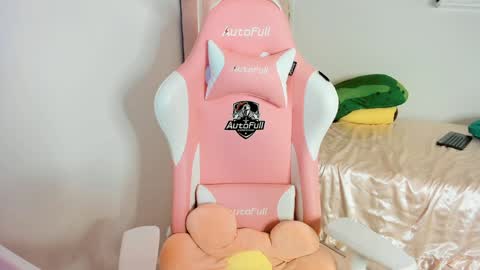 Snapshot of cherrymafer666 chatting on 01-29-25, 02:30 cherrycute666 online show from 01-29-25, 02:30