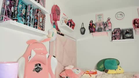 Snapshot of cherrymafer666 chatting on 02-17-25, 03:58 cherrycute666 online show from 02-17-25, 03:58