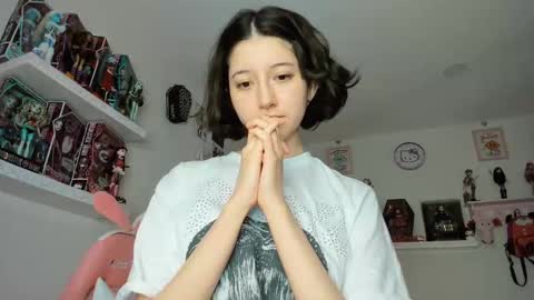 Snapshot of cherrymafer666 chatting on 09-10-25, 04:34 cherrycute666 online show from 09-10-25, 04:34