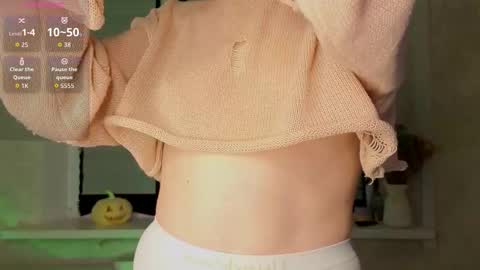 Lysia online show from 10-28-25, 12:09