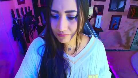 Snapshot of cherryy_bombshelll chatting on 01-08-26, 05:04 cherry online show from 01-08-26, 05:04