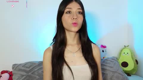 cheryelfox online show from 11-05-25, 04:34